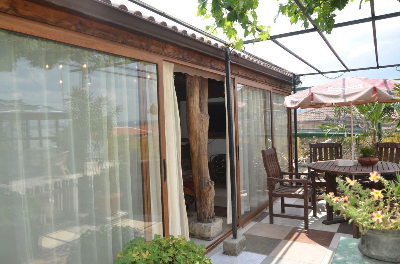 Guest House Amazonia Varna Exteriör bild